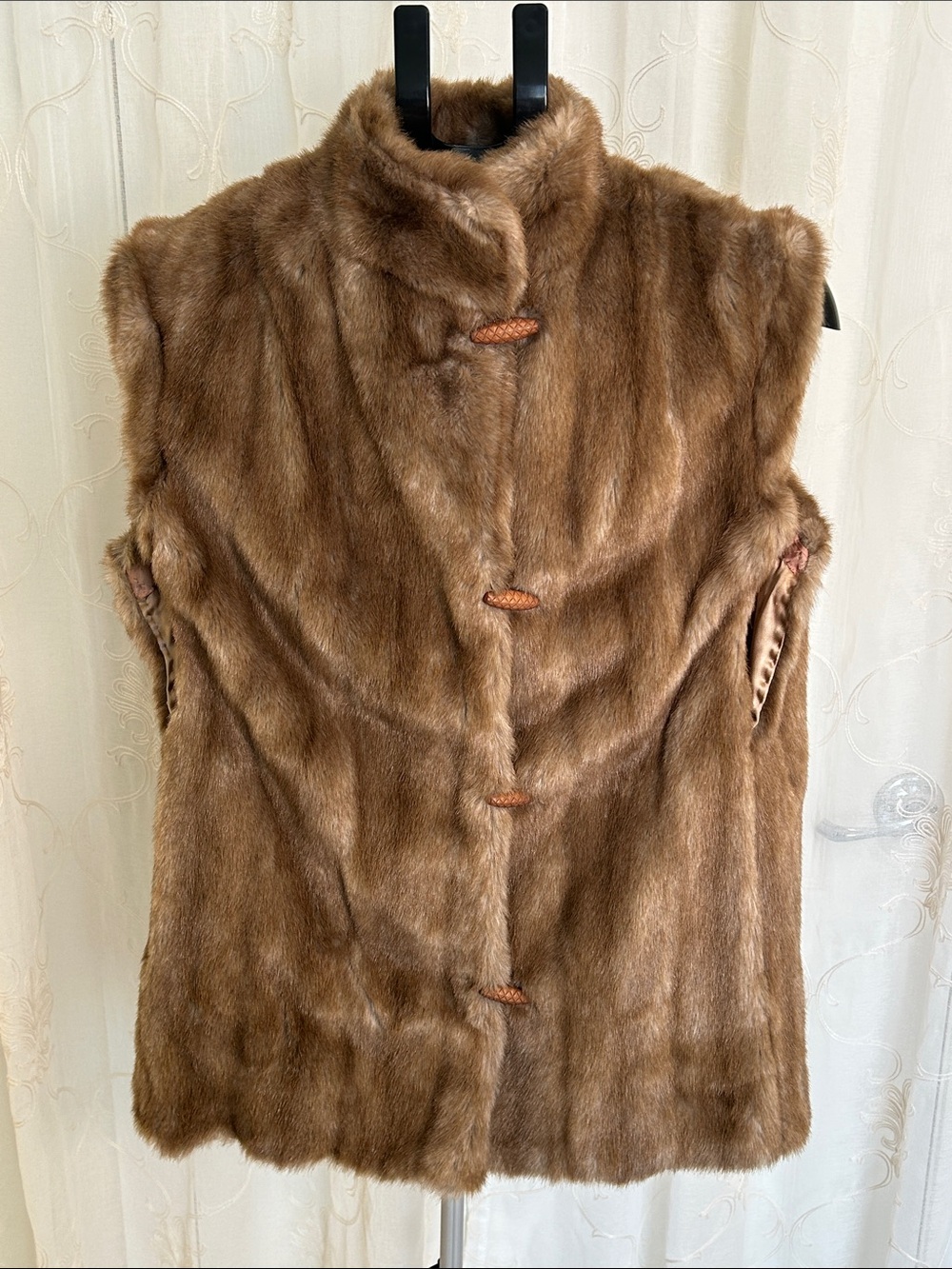 Reworked Vintage 70s Dubrowsky Perlbinder Tissavel Faux Fur Vest ILGWU